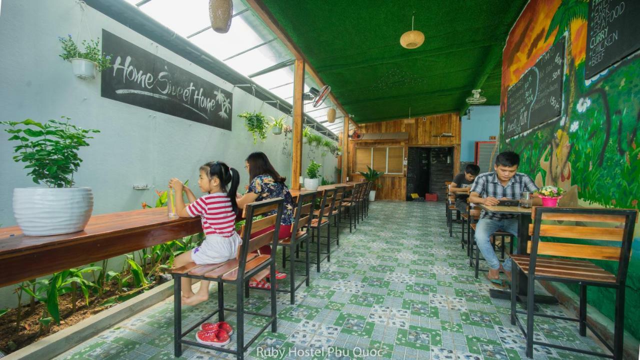 Ruby Phu Quoc Hostel Luaran gambar