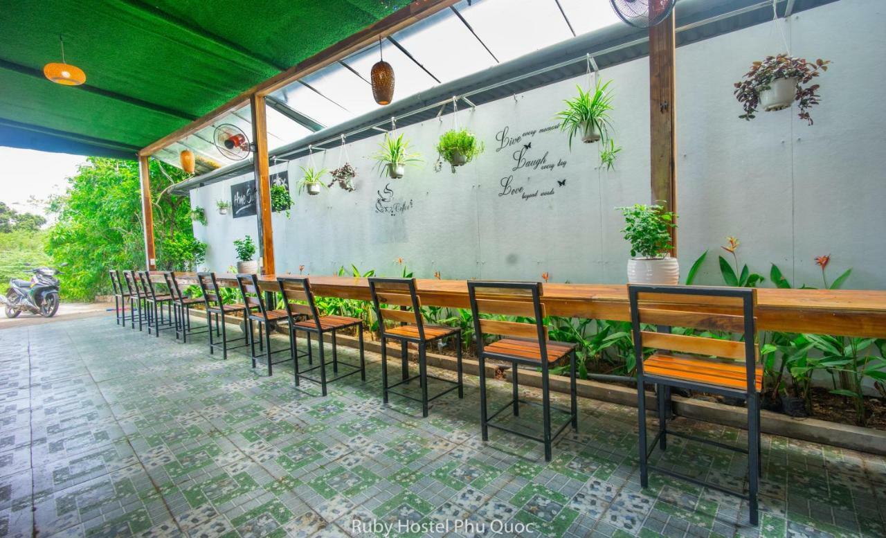 Ruby Phu Quoc Hostel Luaran gambar