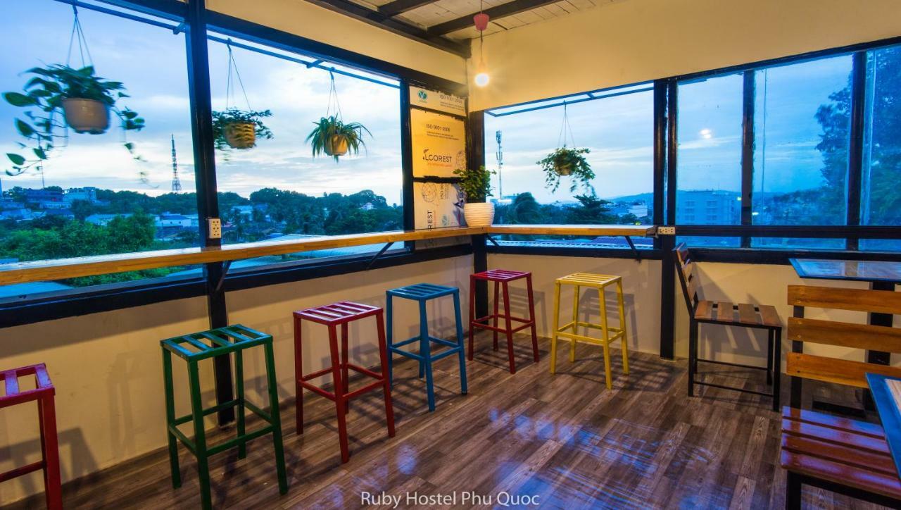 Ruby Phu Quoc Hostel Luaran gambar